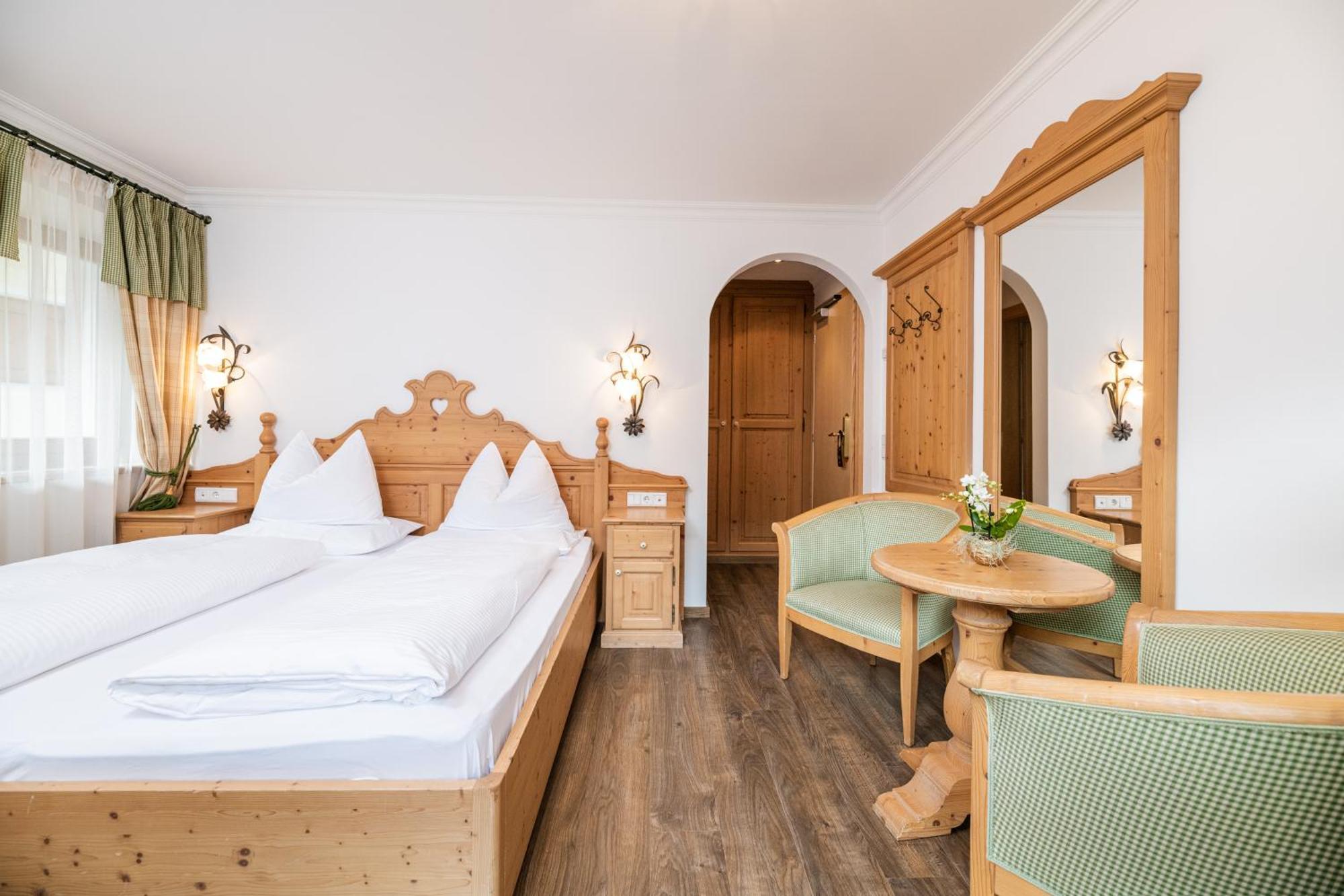 Hotel Lanerhof Active/Spa/Balance San Lorenzo di Sebato Room photo